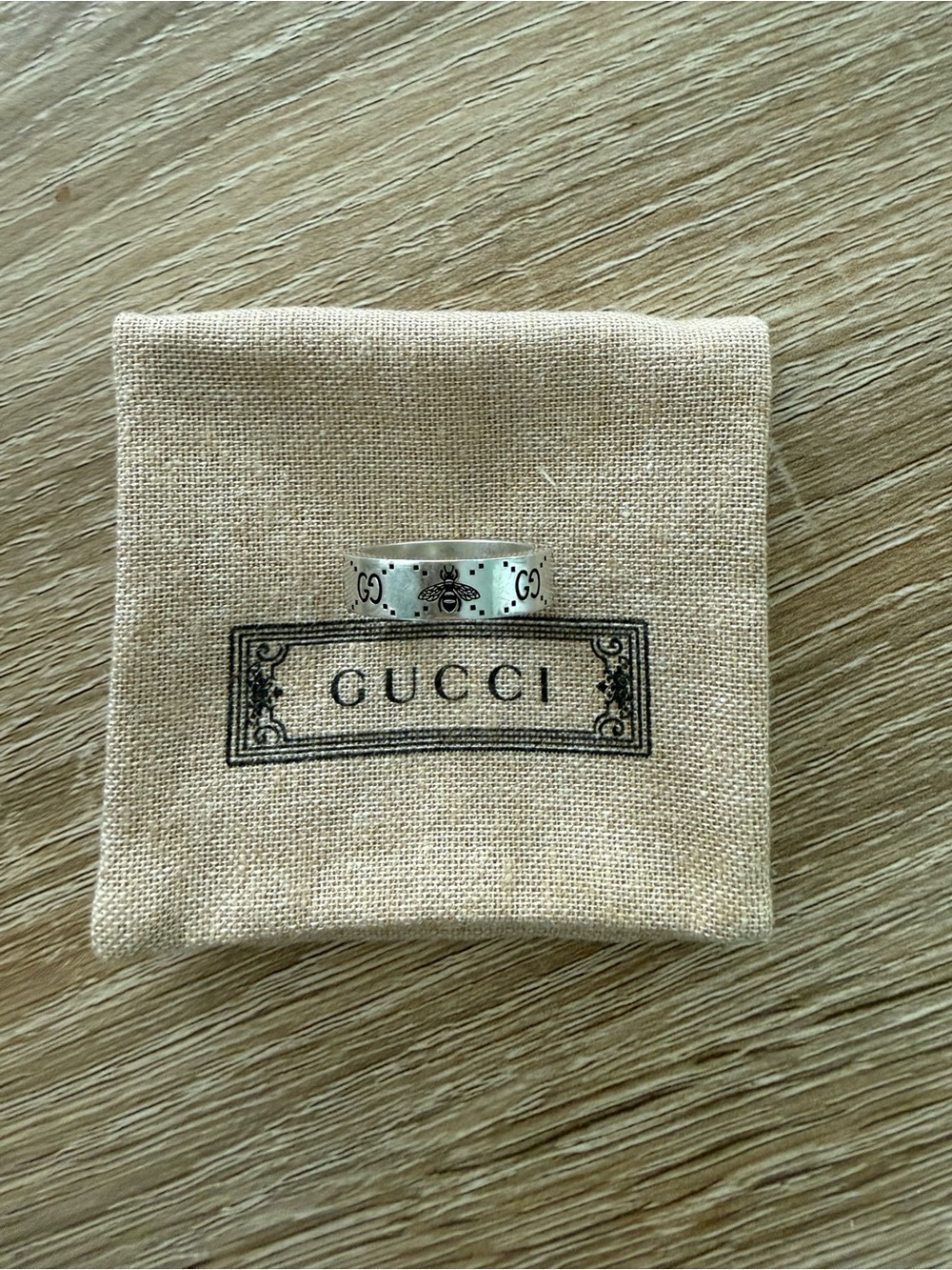 GG + bee ring 6MM | gucci